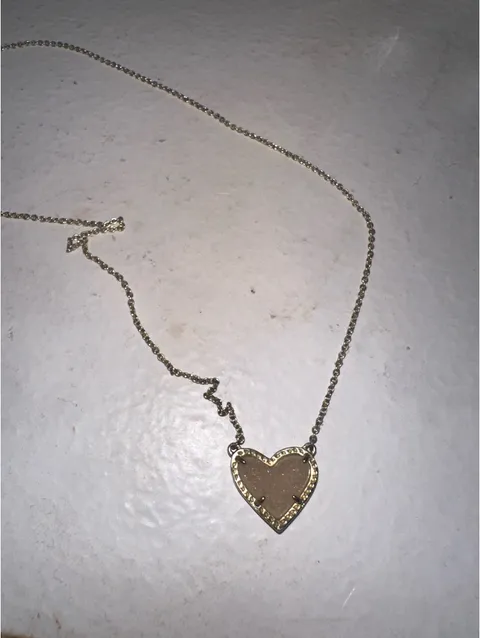 Kendra Scott Necklace