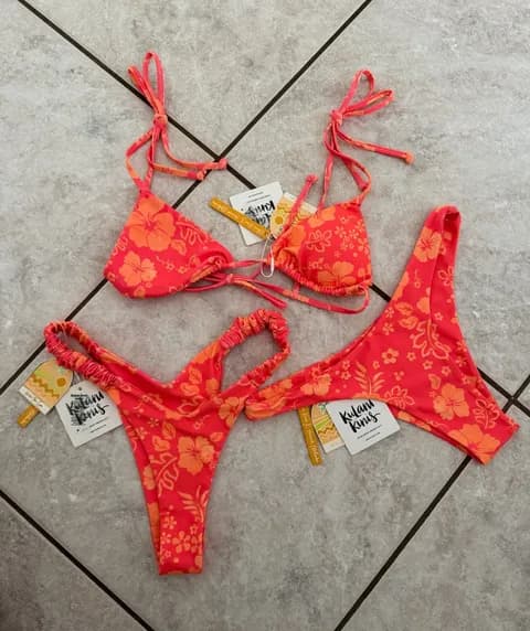 Kulani Kinis Set