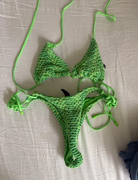 Triangl Bikini Set