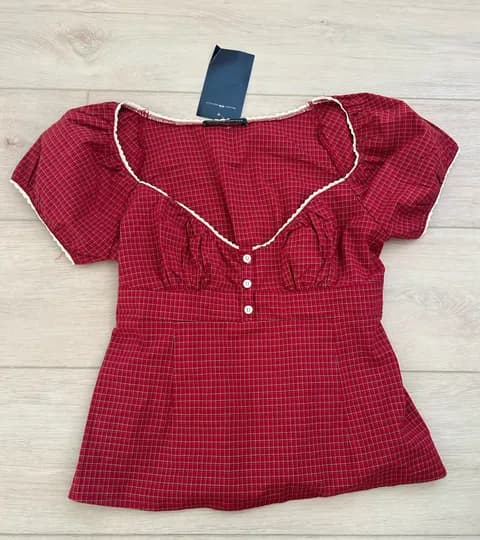 BNWOT Brandy Melville top