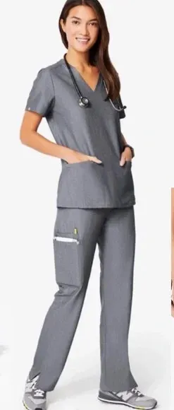 FIGS Scrubs Set