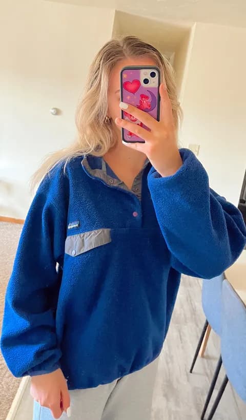 Pullover Sweatshirt Vintage