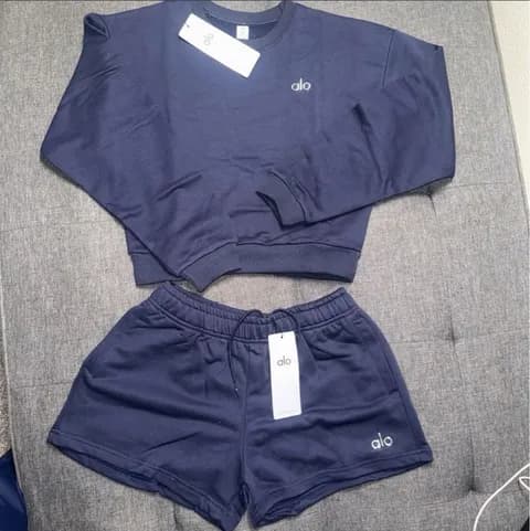 Alo Yoga Set