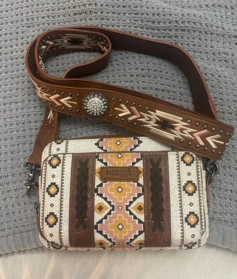 Wrangler Purse Crossbody Leather