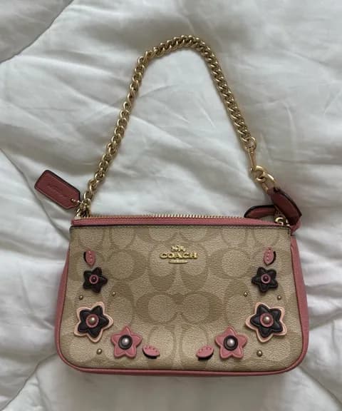 Coach Nolita 19 wristlet