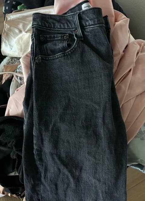 Abercrombie Ultra High-Rise 90s Straight