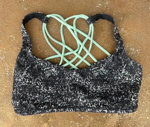 Lululemon free to be wild teal and gray sports brea size 8