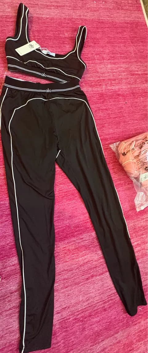 Alo Set Yoga Leggings Bra