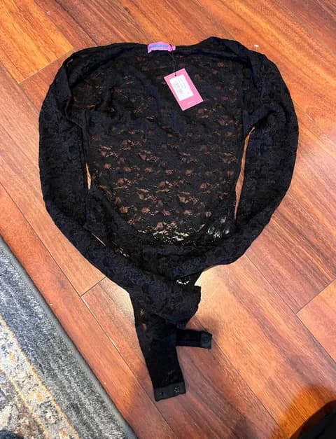 New with tags Edikted black lace long sleeve bodysuit s