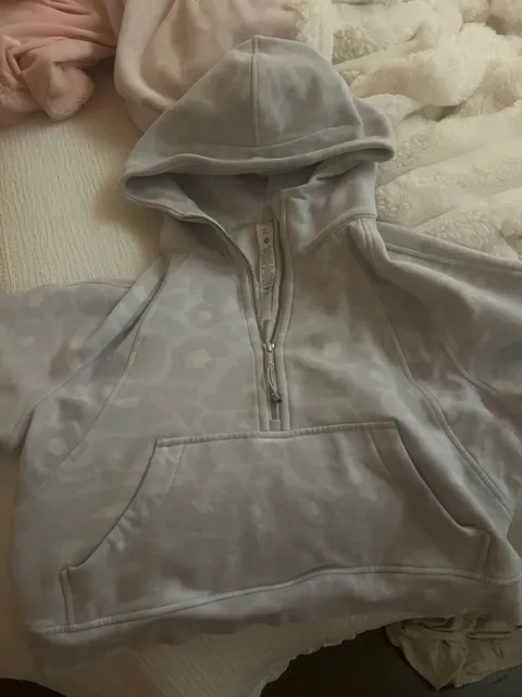Half-Zip Scuba