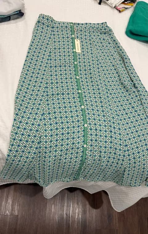 Max studio long xs skirt