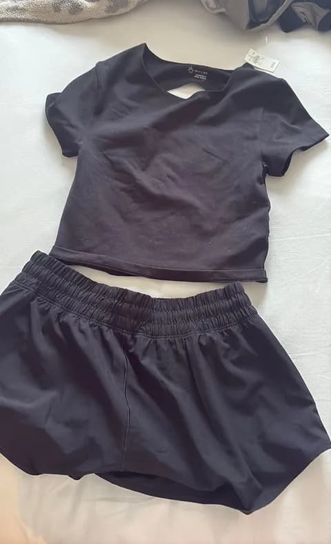 Aerie Set Workout