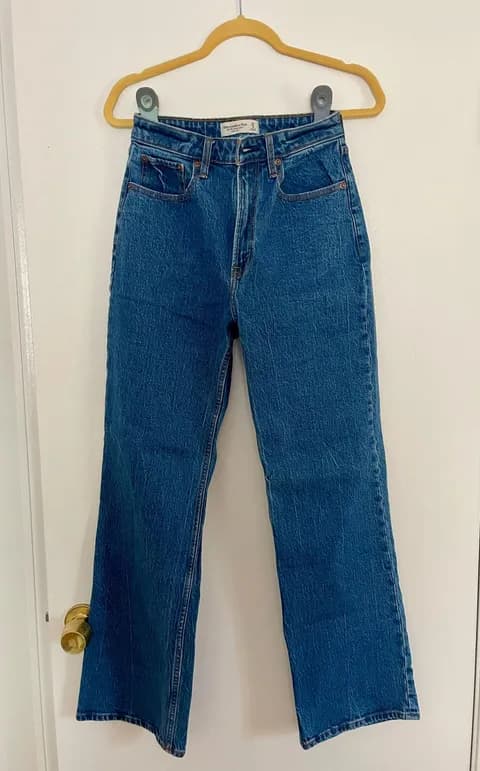 High Rise 90’s Relaxed Jean