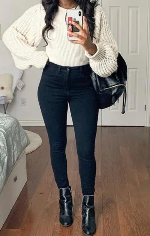 Black Curvy Jeans