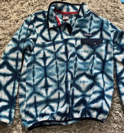 Blue Thread Dye Synchilla Pull Over Medium