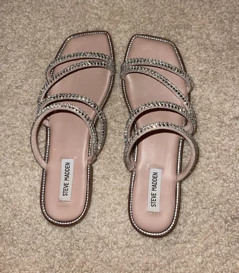 Statue Rhinestone Sandals