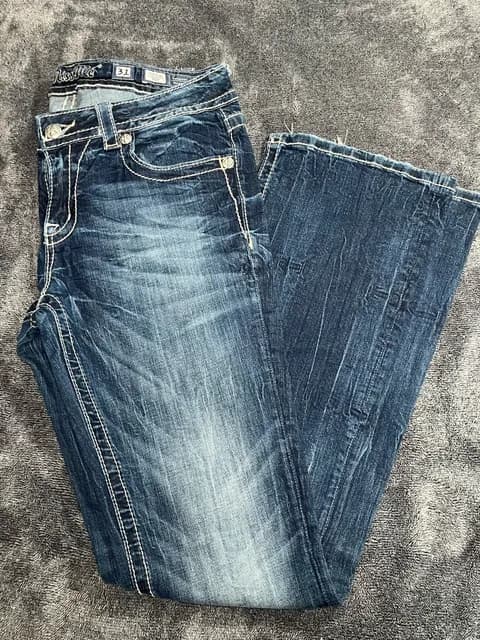 Miss Me Women Size 31 Bootcut Jeans Distressed Thick Stitch Embroidered Pockets