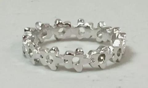 Silver Flower Floral Cut-Out Band Ring Jewelry Size 7 🌸