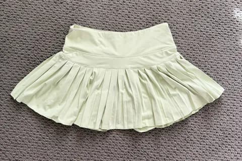 Gold Hinge Gold Skirt