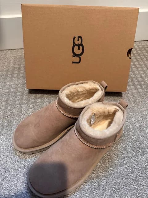 Uggs Ultra mini