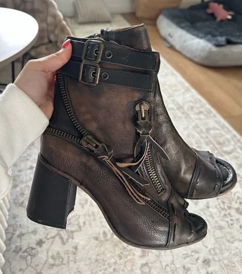 Freebird Booties by Steven