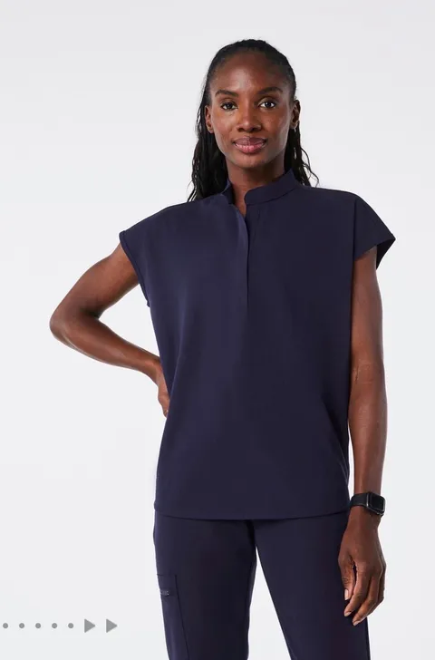 FIGS Scrubs Set