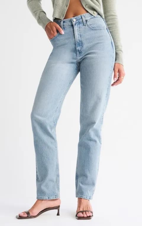 Abercrombie & Fitch Curve Love 90’s Straight Ultra High Rise Jeans Size 25