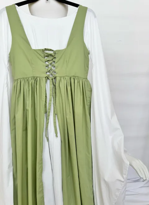 Renaissance Medium size dress