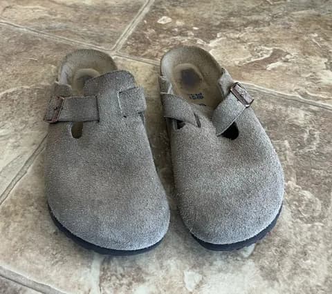 Birkenstock Boston Clogs Suede