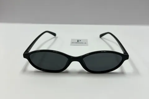 90s Small Oval Black Sunglasses