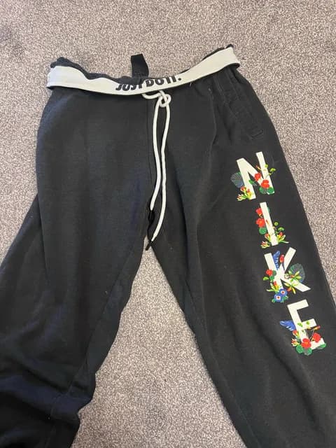 Nike Sweatpants