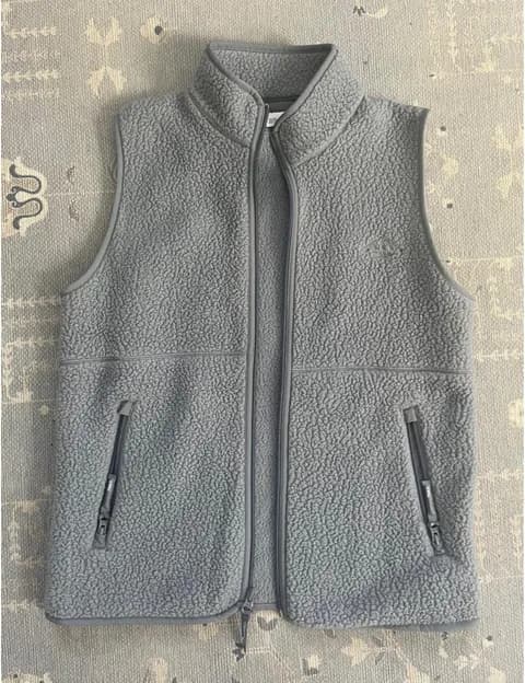 Aritzia TNA Vest