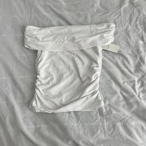 abercrombie & fitch white off the shoulder top