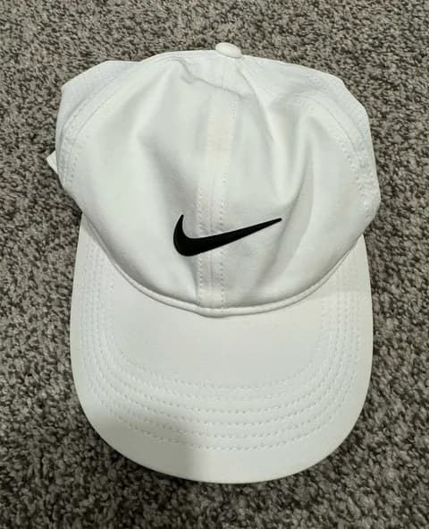 Nike Women’s White Adjustable Hat