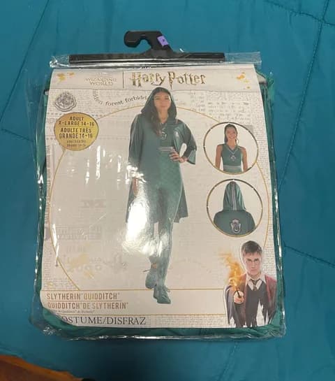 Womens Harry Potter slytherin quidditch costume XL 14-16
