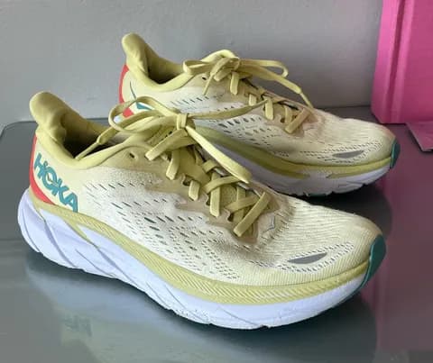 HOKA Clifton 8 Women’s Running Shoes – Yellow – Size US 7.5
