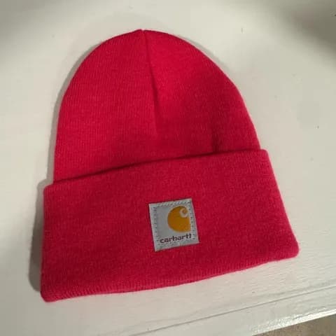 NWOT Pink Carhartt Beanie/hat