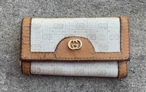 Gucci vintage key holder