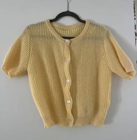 Butter yellow Cardigan Size M