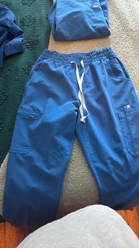 FIGS Scrub Pants
