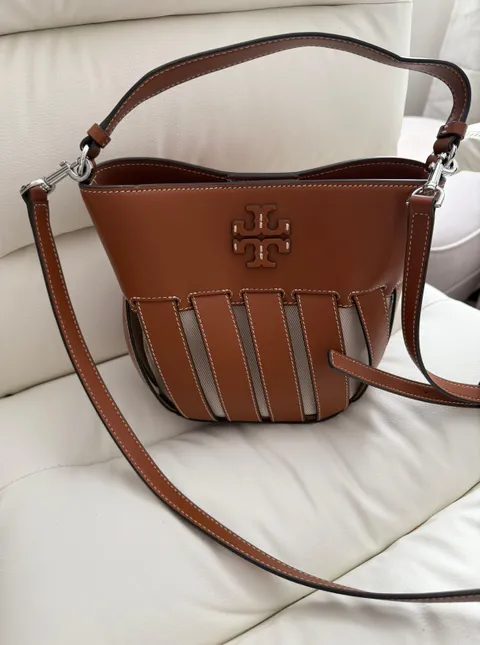 Small McGraw Die cut Bucket bag