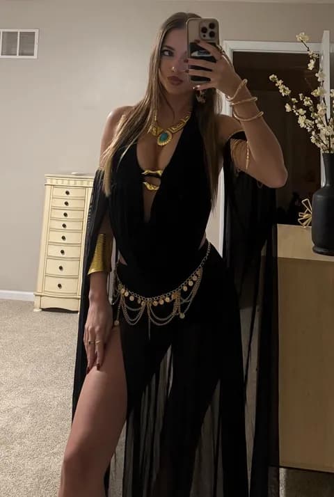 Cleopatra costume