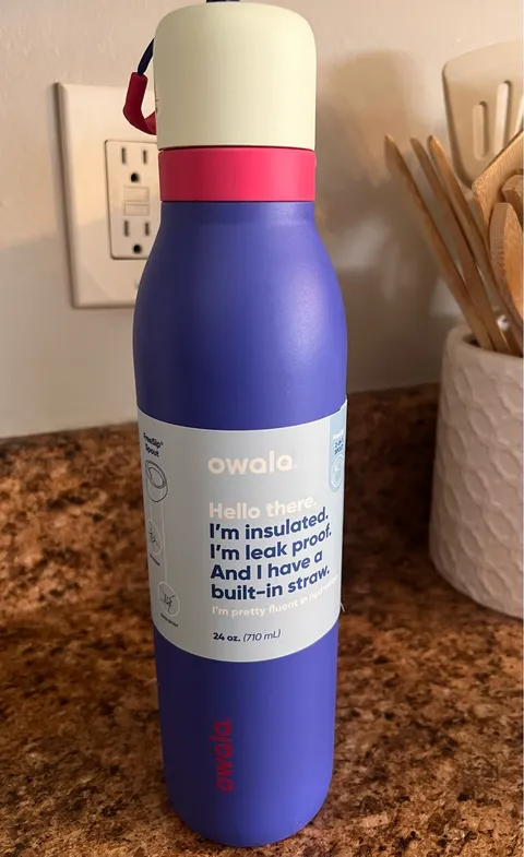 Owala Freesip Twist Bottle