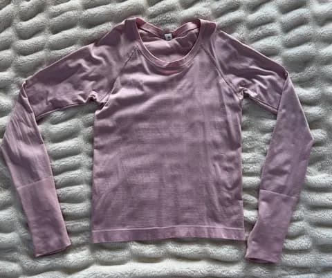 Lululemon Swiftly Tech Long Sleeve 2.0 Race Length