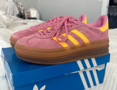 Adidas Gazelle Sneakers pink and orange
