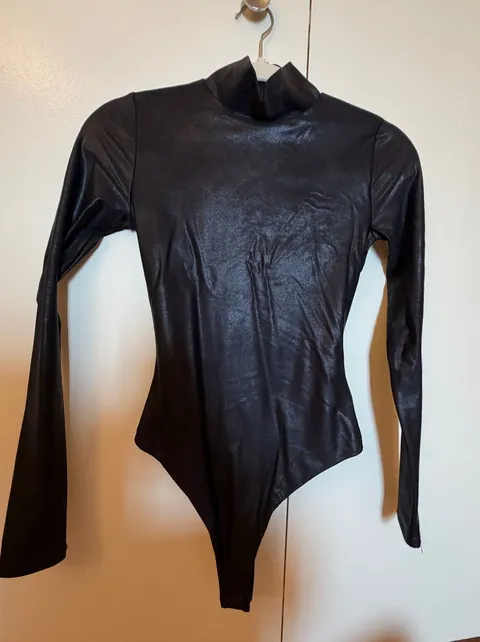 Naked Wardrobe Long Sleeve Bodysuit Black