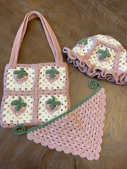 Vintage Pink Strawberry Granny Square Crochet Bag