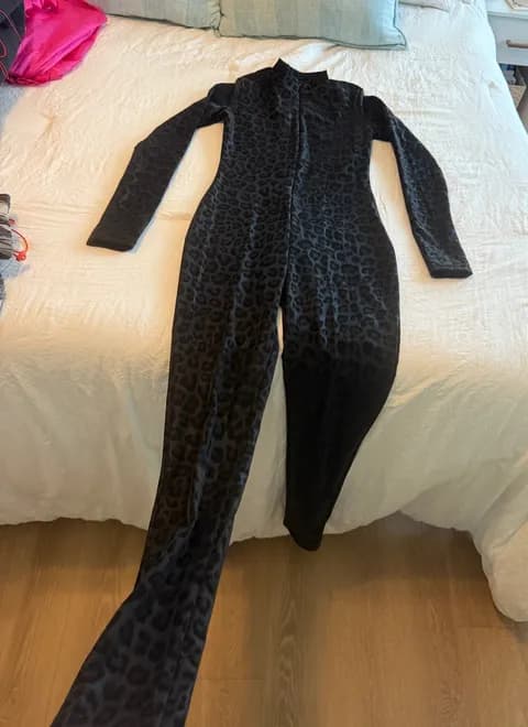 Black Windsor cheetah body suit