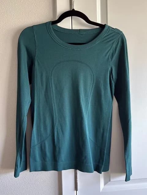 Lululemon Long Sleeve Top