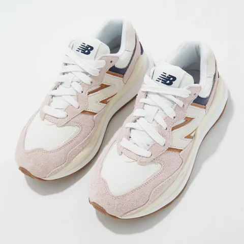 57/40 Stone Pink & Sea Salt Sneakers